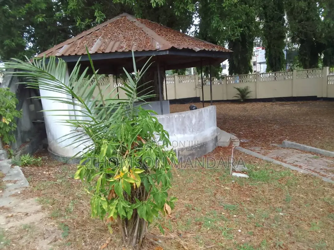 4bdrm House in Kinondoni, Hananasif for sale