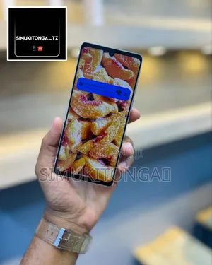 Sharp Aquos zero6 128 GB