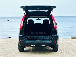 Nissan X-Trail 2011 Black