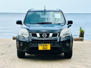 Nissan X-Trail 2011 Black
