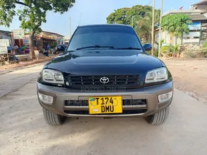 Toyota RAV4 1999 Black