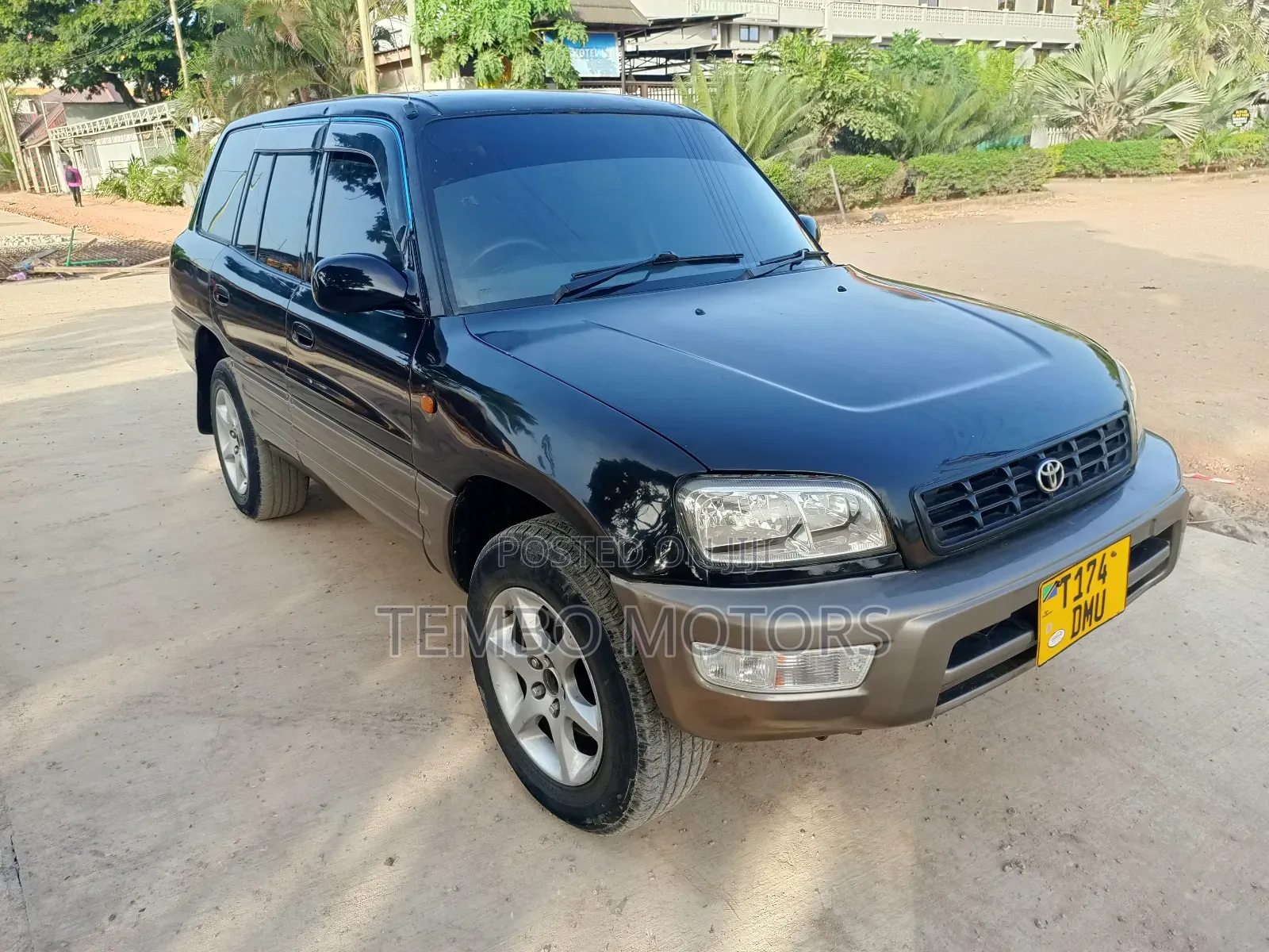 Toyota RAV4 1999 Black
