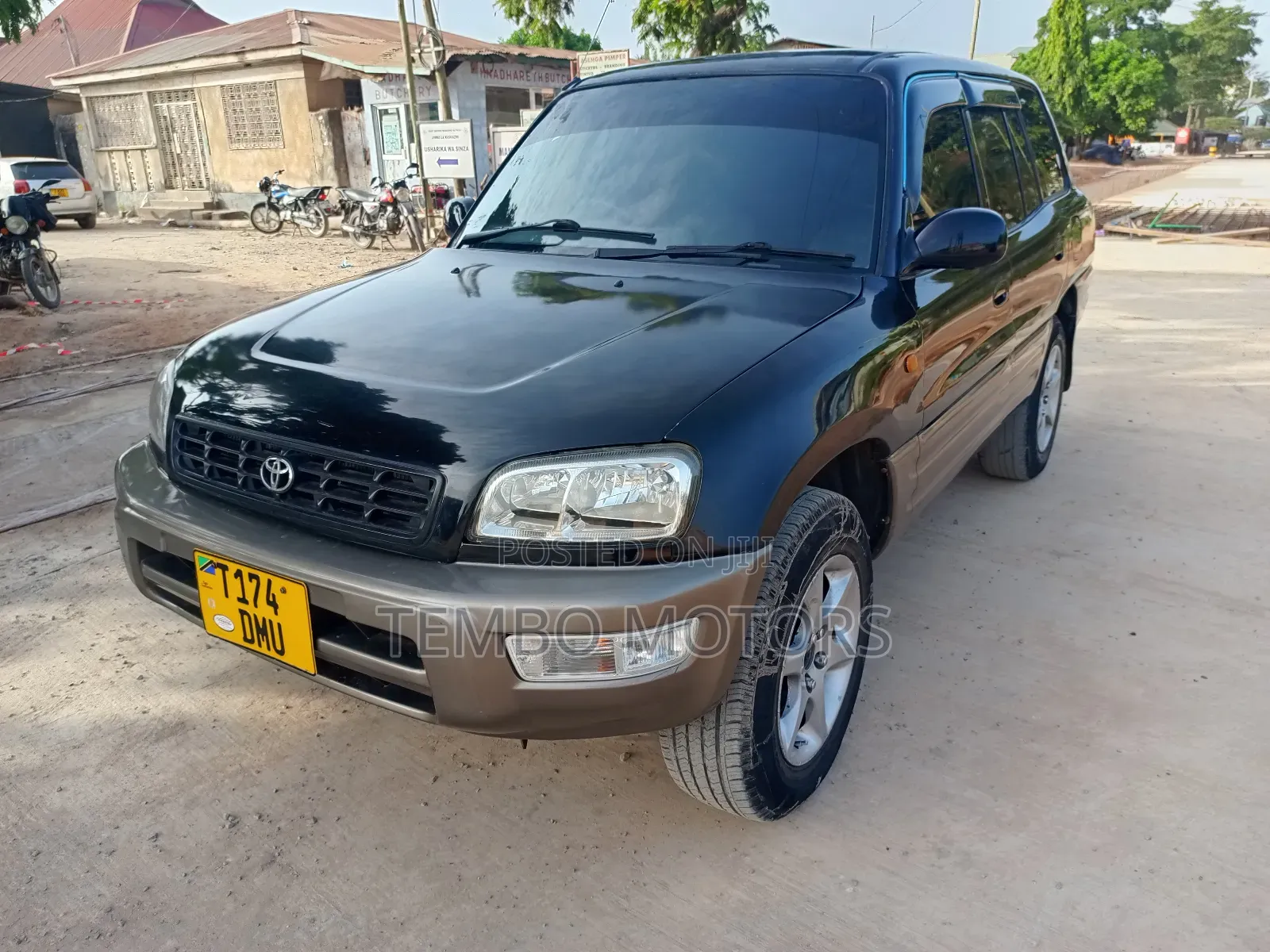 Toyota RAV4 1999 Black