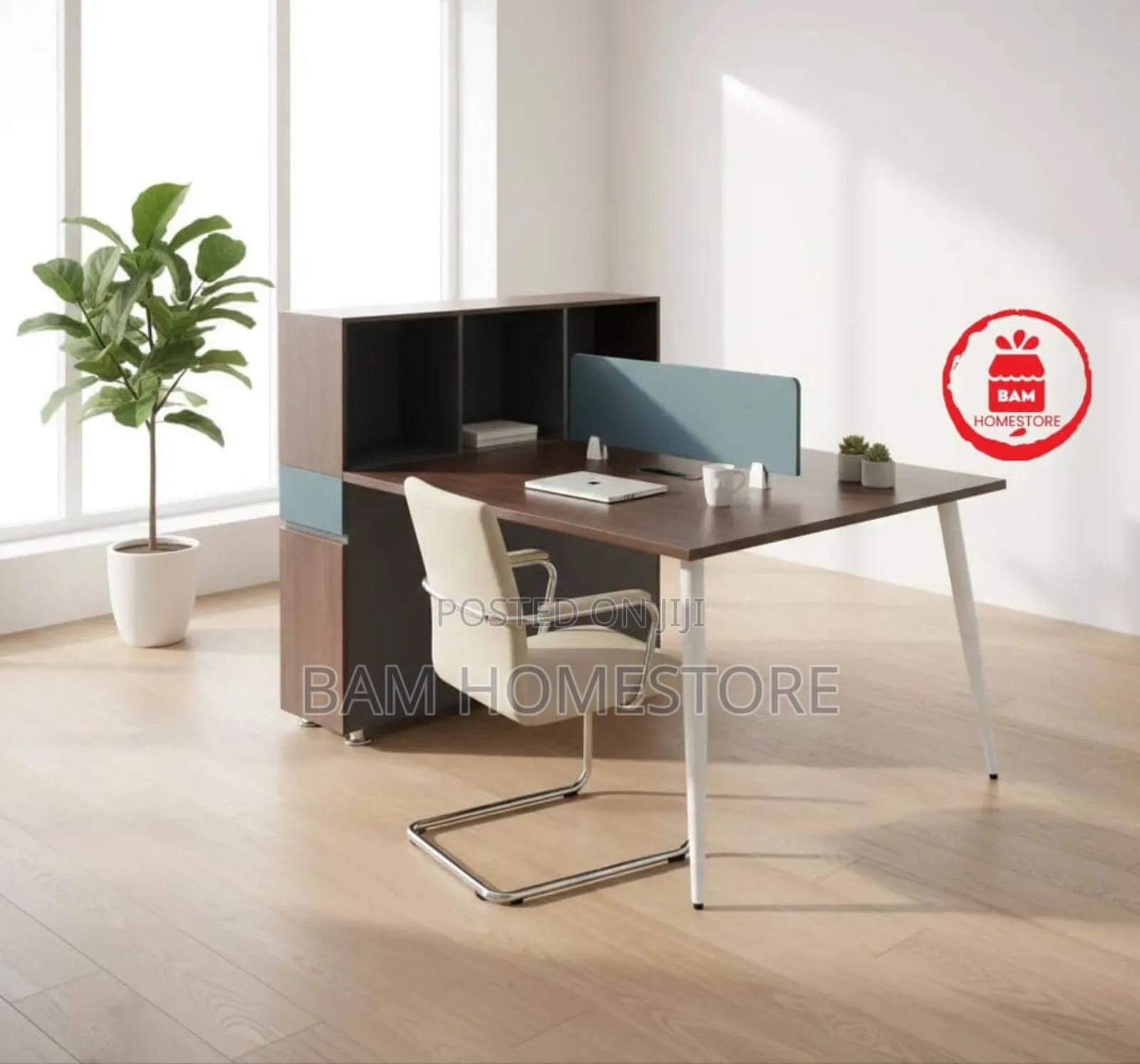 The Gb601 Duo-Flow Workstation for 2 Staffs