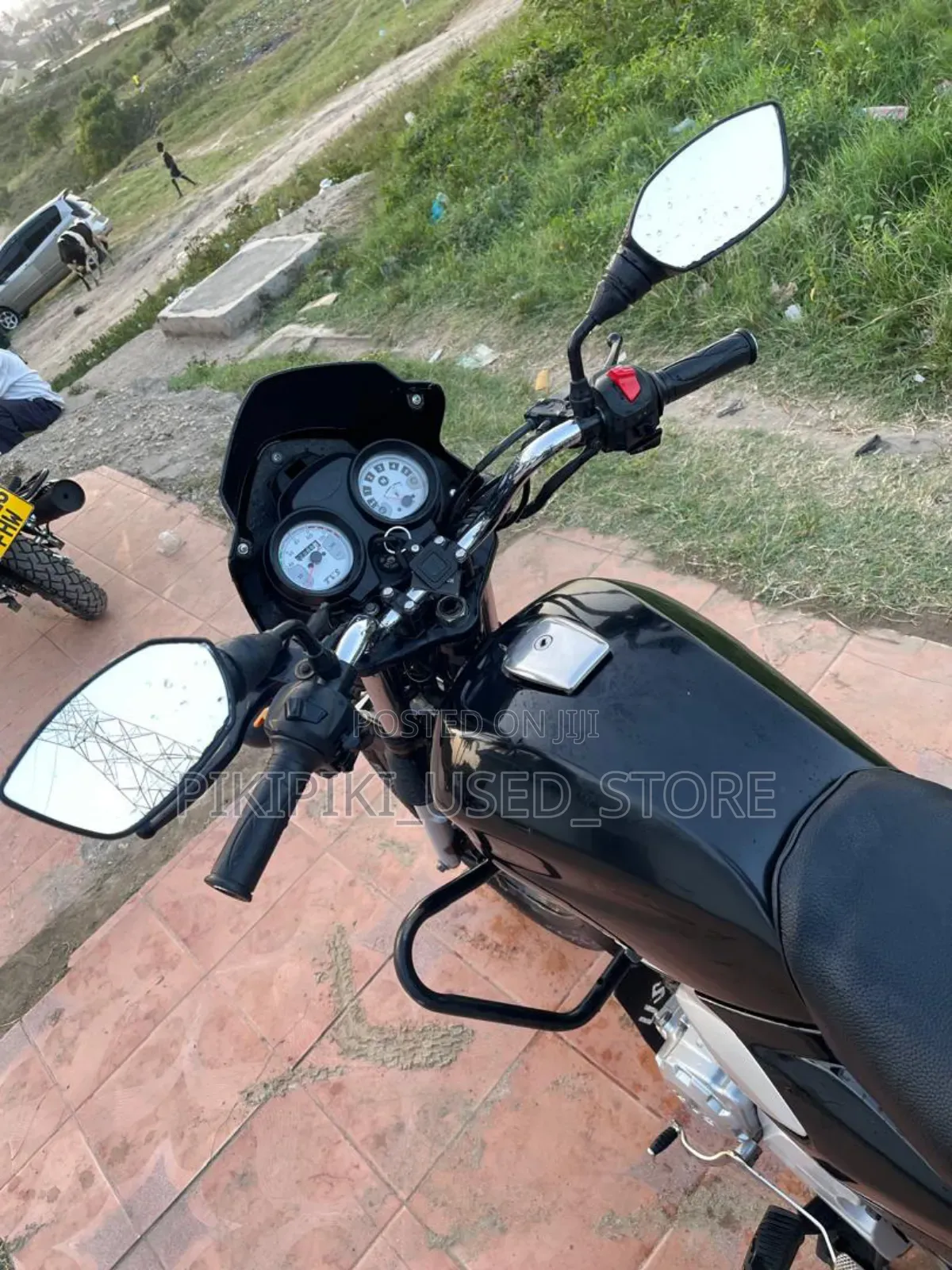 TVS HLX 125 2024 Black
