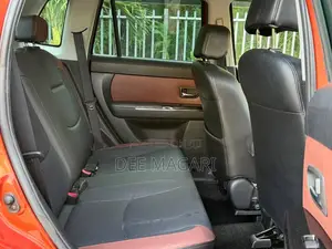 Mazda Verisa 2009 Orange