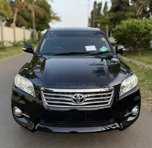 Toyota Vanguard 2012 Black