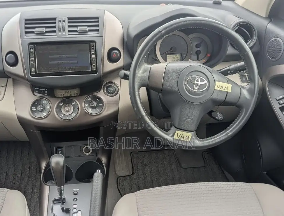 Toyota Vanguard 2007 Silver