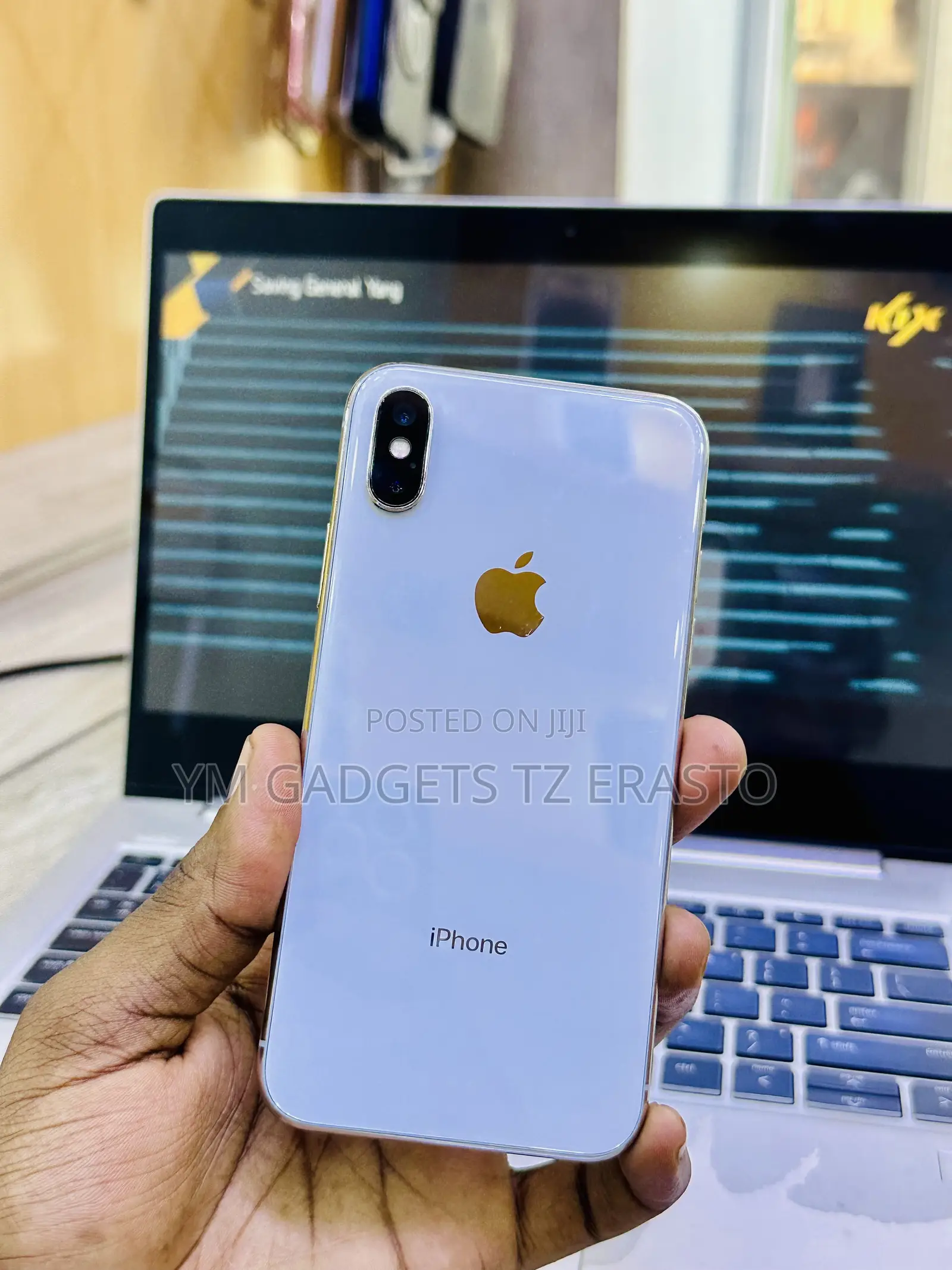 Apple iPhone X 64 GB White