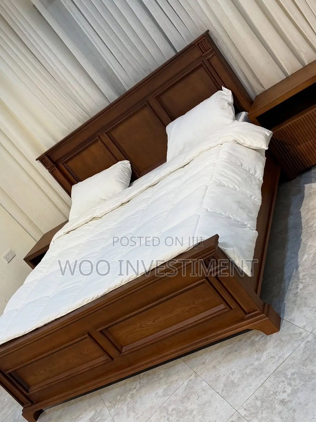 Vitanda Vipya Vya Mbao Classic Sana Vinapatikana Size 5/6 Na 6/6