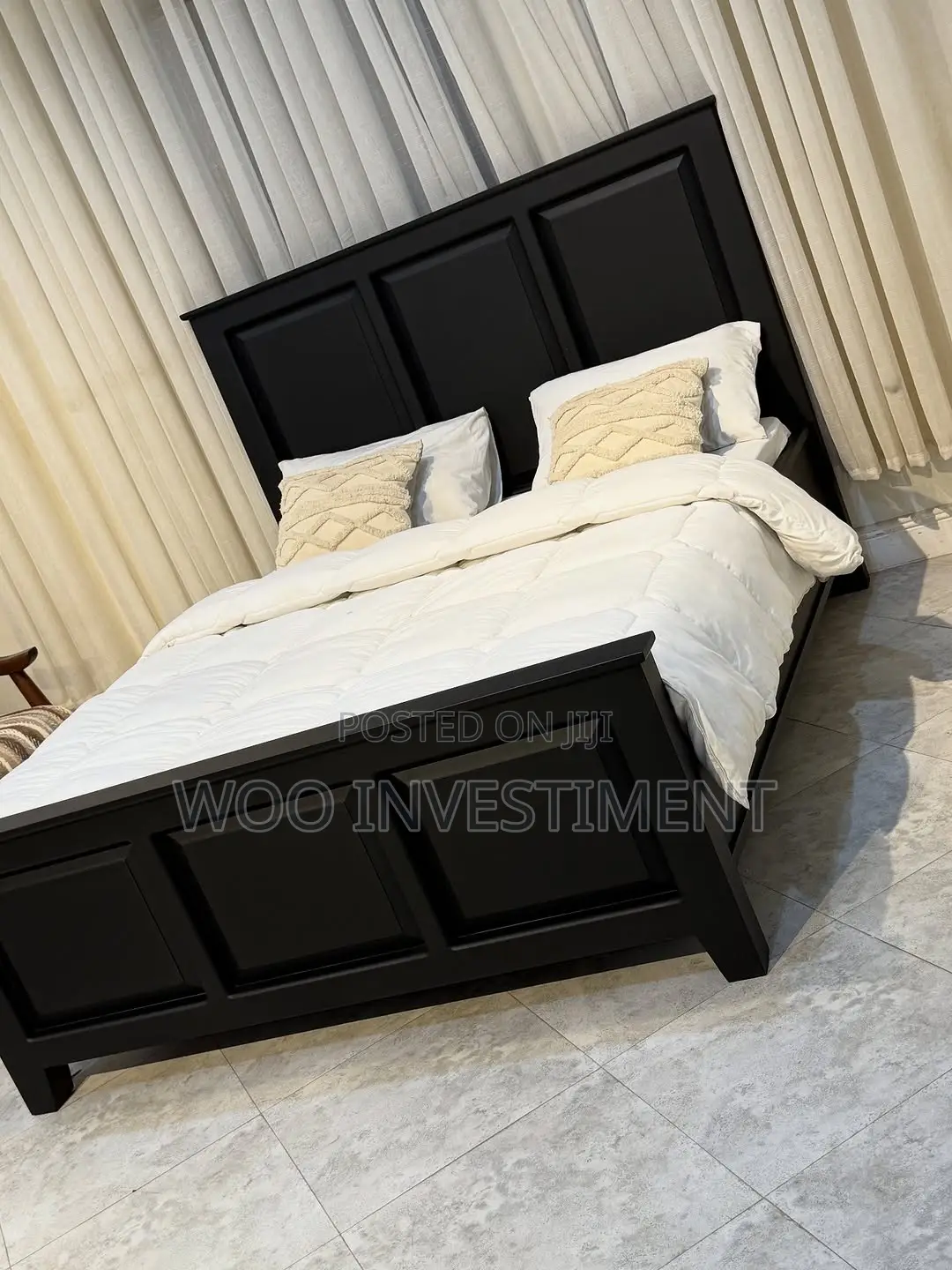 Vitanda Vipya Vya Mbao Classic Sana Vinapatikana Size 5/6 Na 6/6