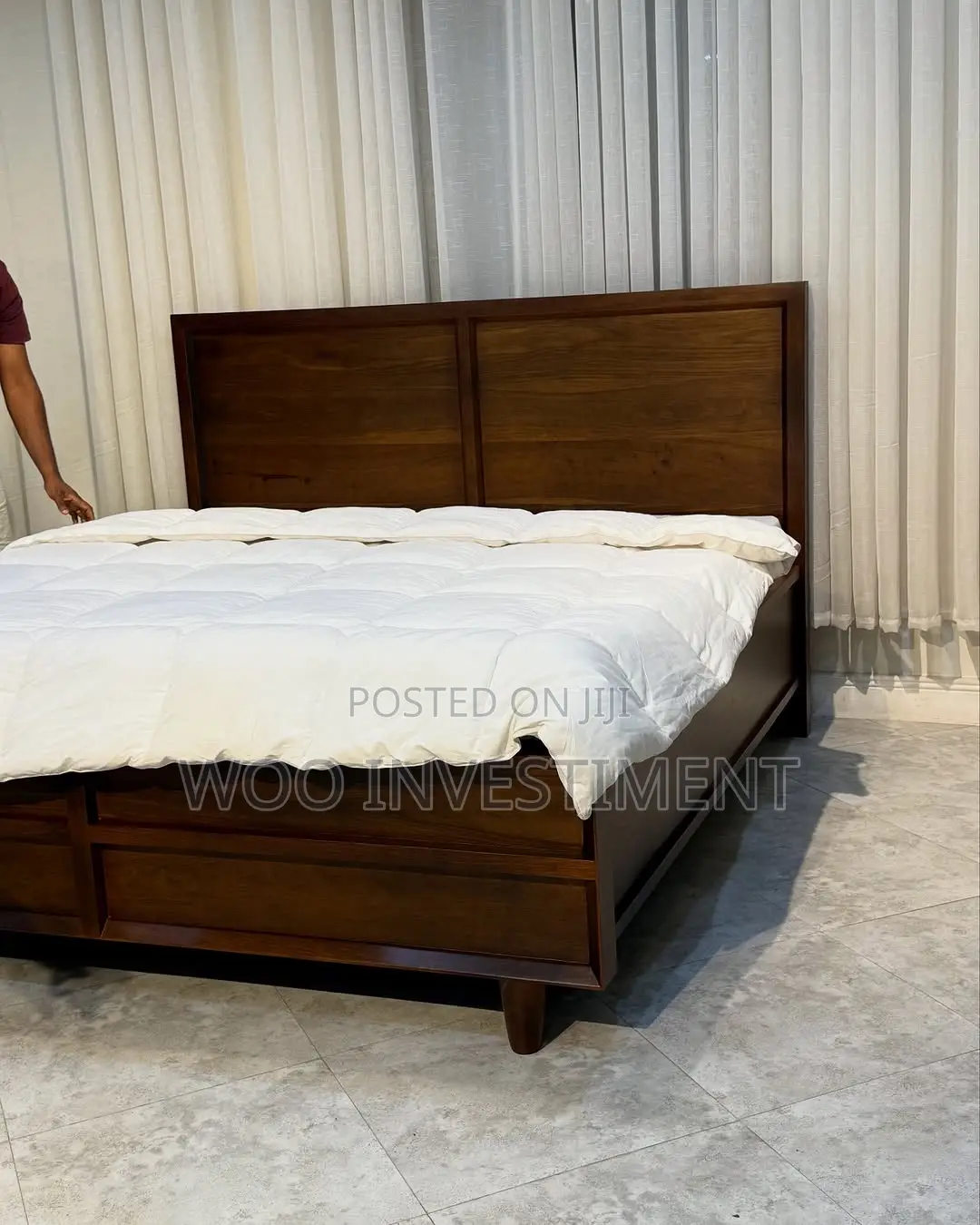 Vitanda Vipya Vya Mbao Classic Sana Vinapatikana Size 5/6 Na 6/6