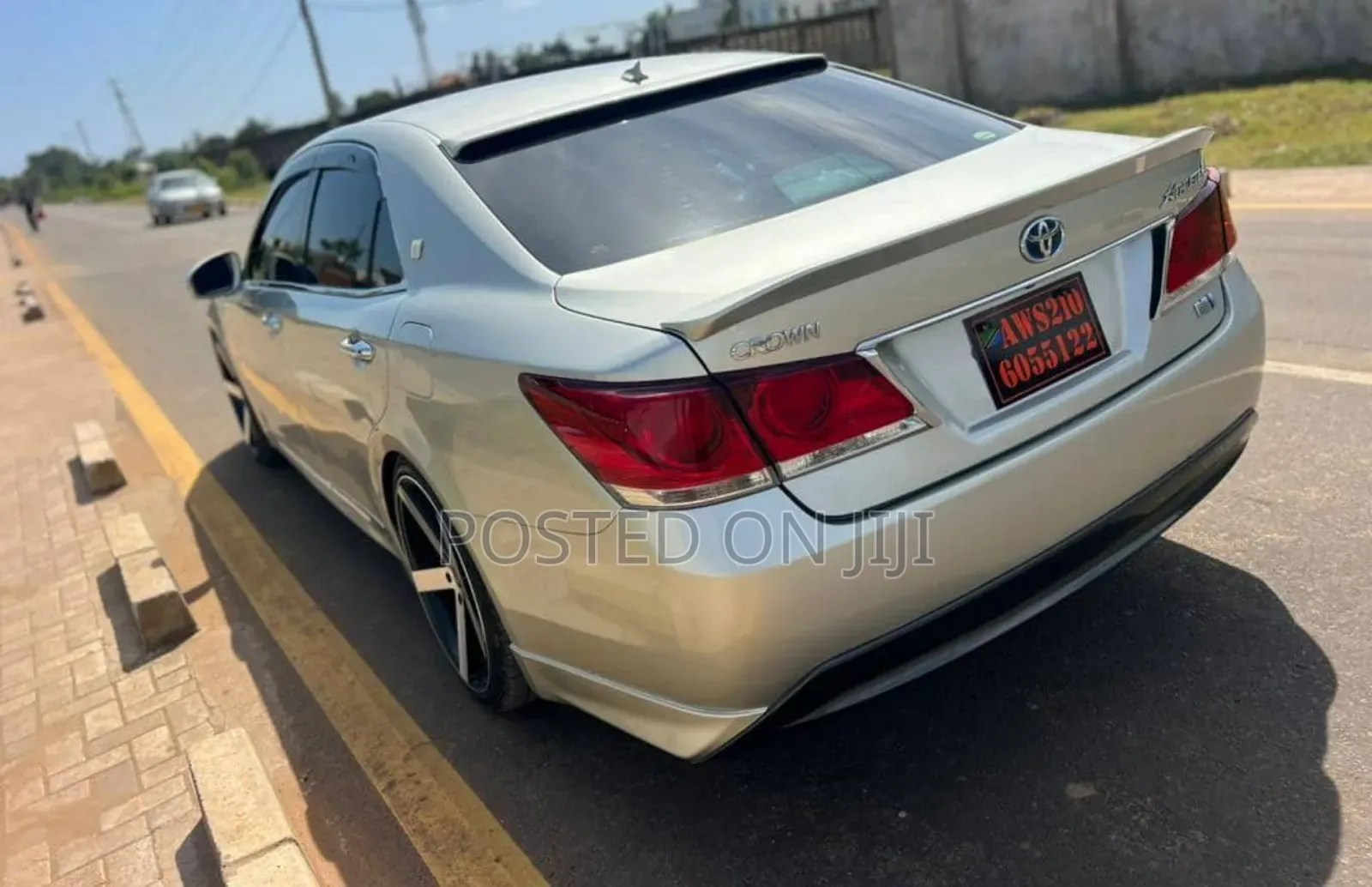 Toyota Crown 2014 Silver
