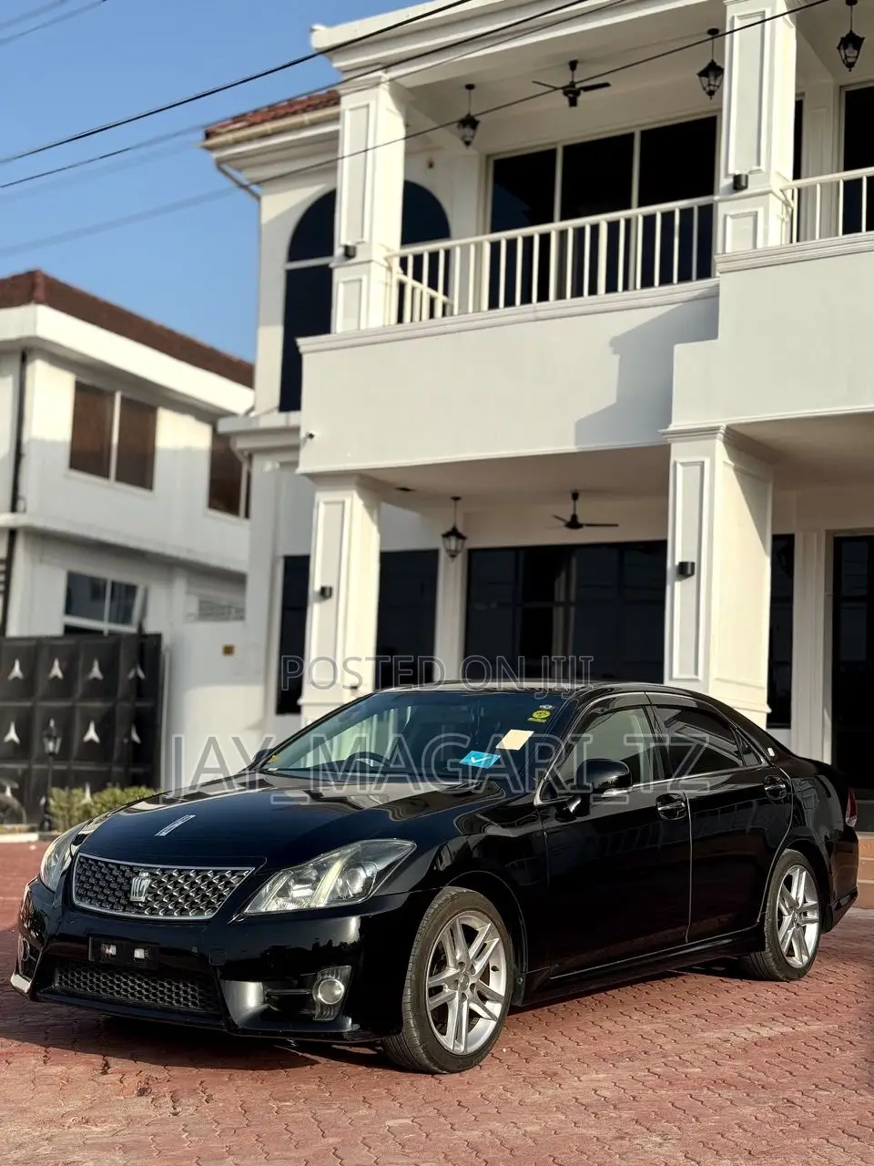 Toyota Crown 2011 Black
