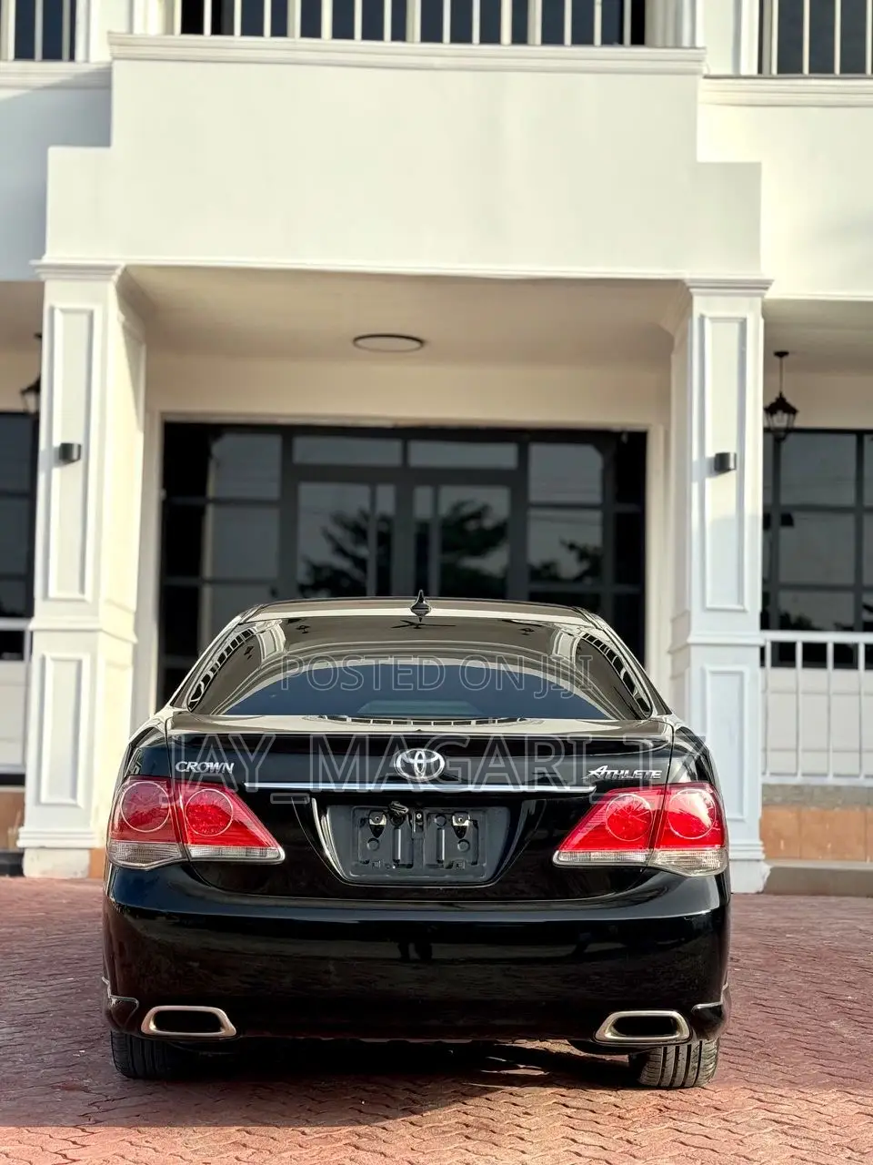 Toyota Crown 2011 Black