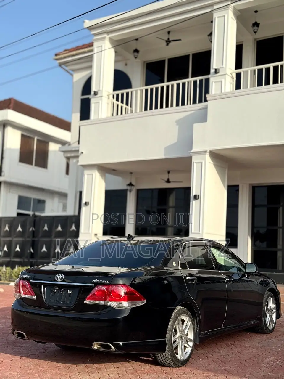Toyota Crown 2011 Black