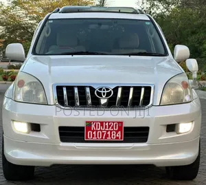 Toyota Land Cruiser Prado 2006 White