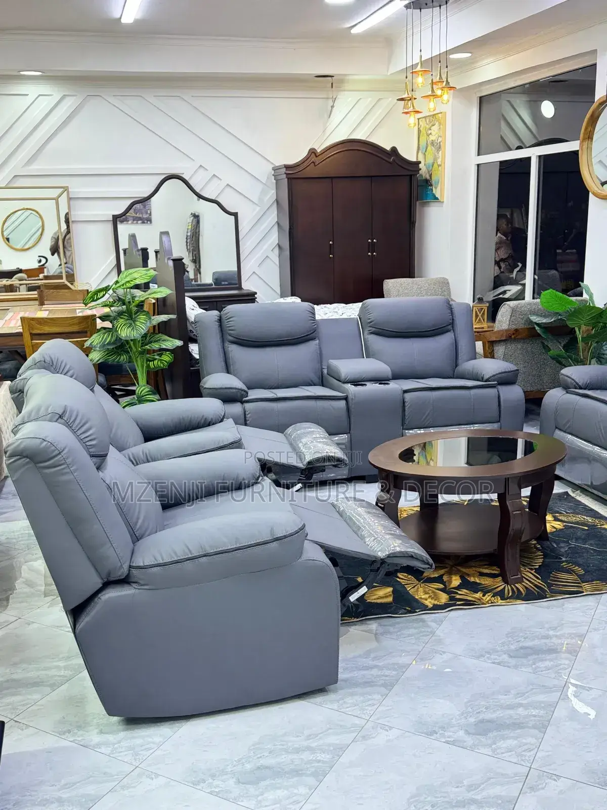 Recliner Sofa.3:2:1:1