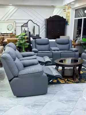 Recliner Sofa.3:2:1:1