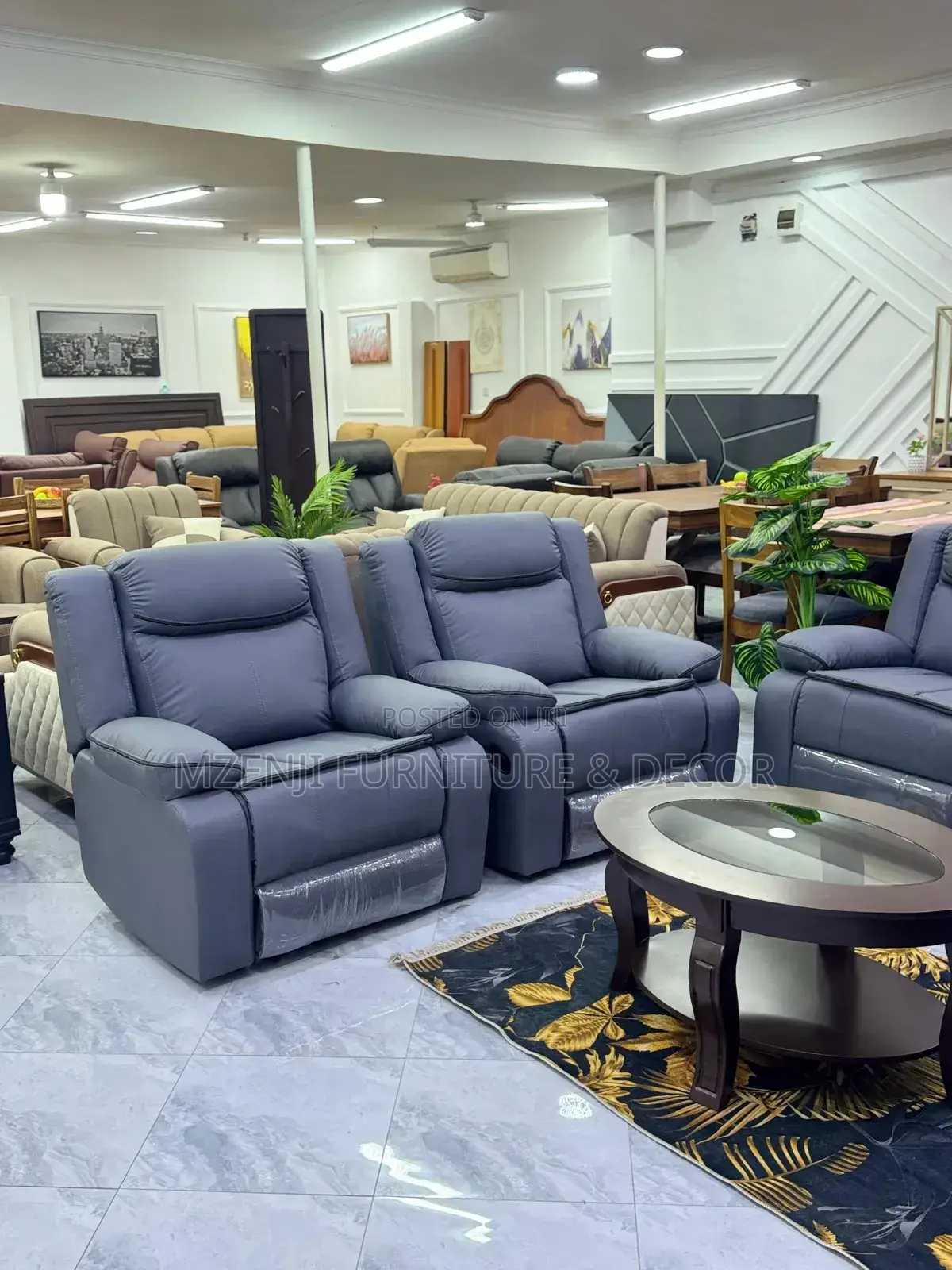 Recliner Sofa.3:2:1:1
