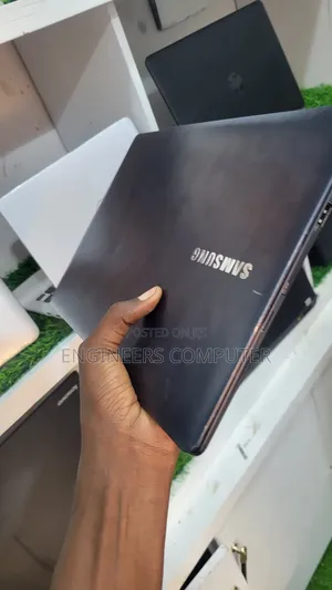 Laptop Samsung N110 8GB Intel Core I7 SSD 128GB