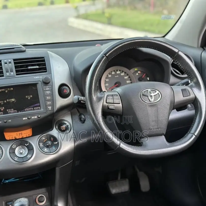 Toyota Vanguard 2010 Pearl