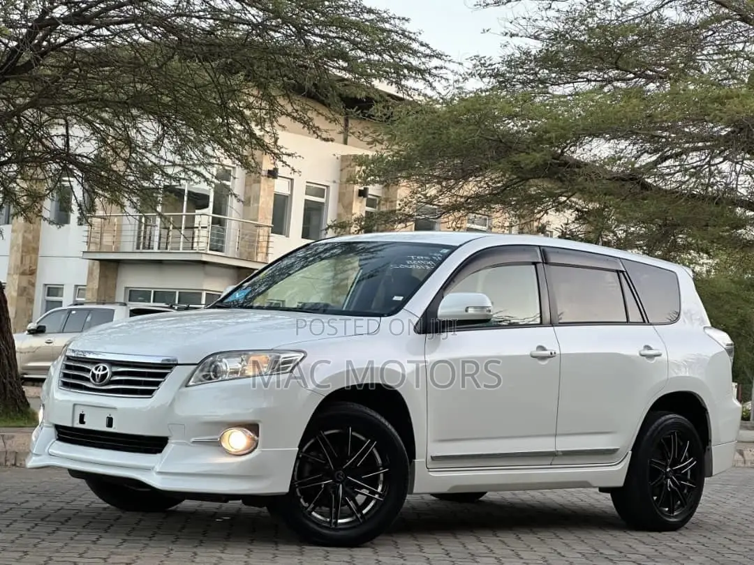 Toyota Vanguard 2010 Pearl