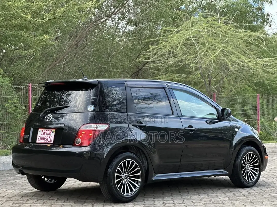Toyota IST 2007 Black