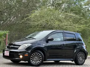 Toyota IST 2007 Black