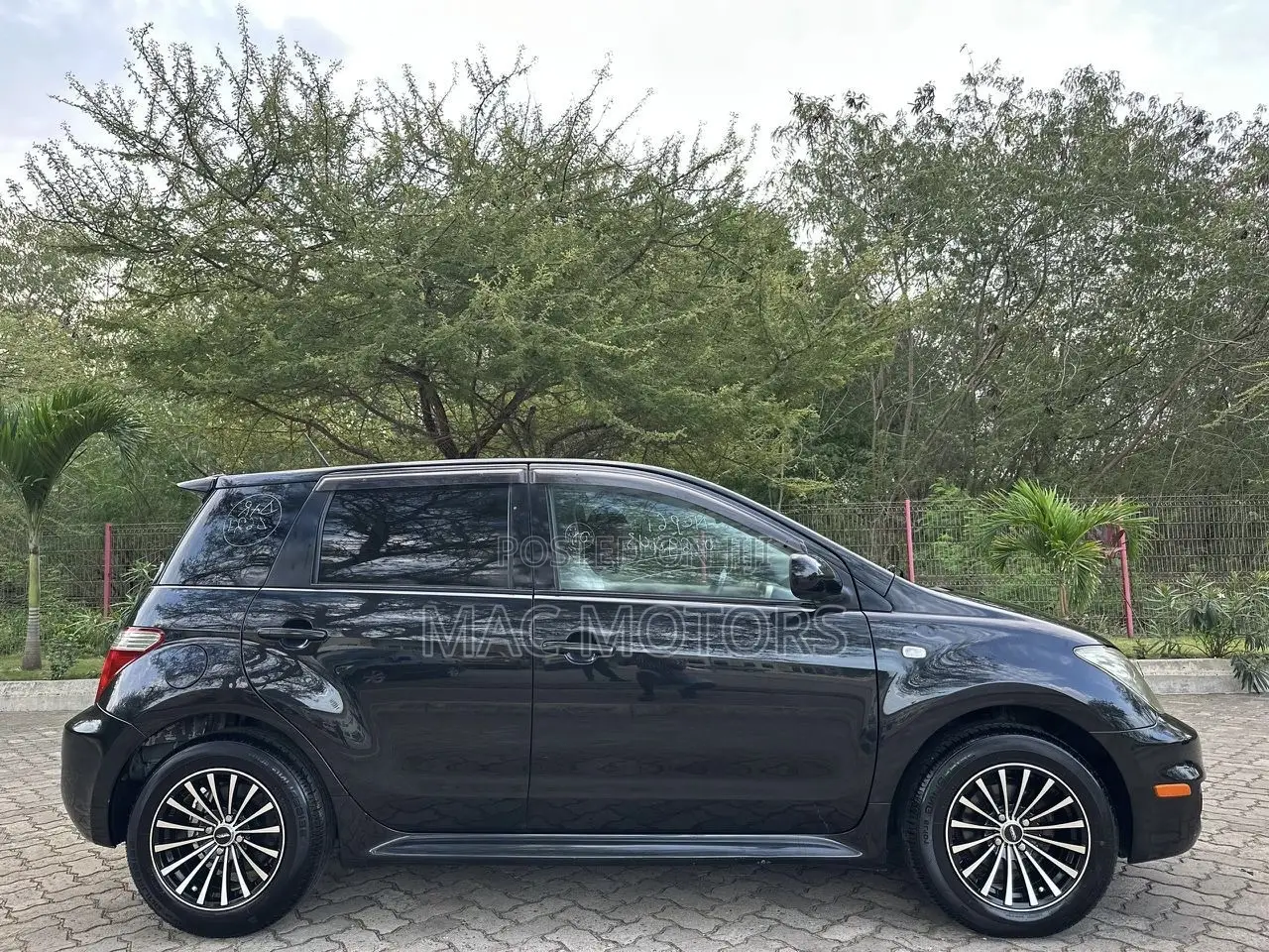 Toyota IST 2007 Black