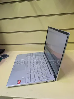 Laptop HP Pavilion 13 16GB AMD Ryzen 7 SSD 256GB