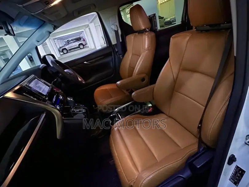 Toyota Vellfire 2015 White