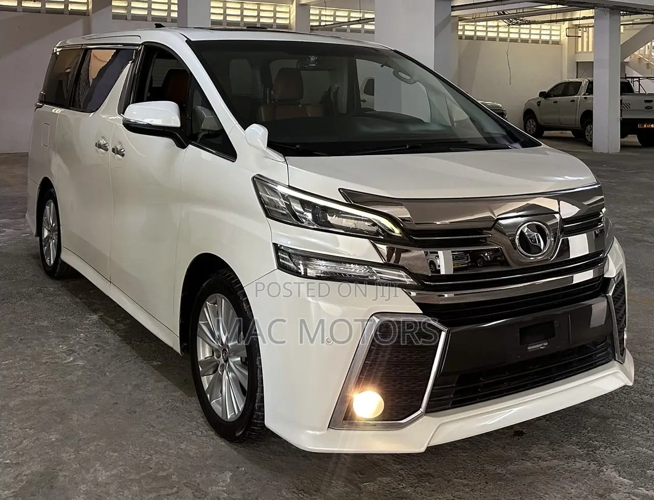 Toyota Vellfire 2015 White