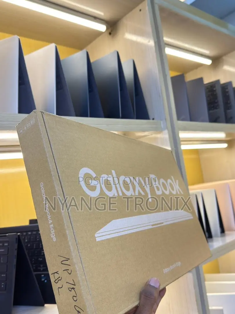 New Samsung Galaxy Book4 16GB Qualcomm Snapdragon X Plus SSD 512GB