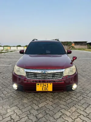 Subaru Forester 2.0D X 2010 Maroon