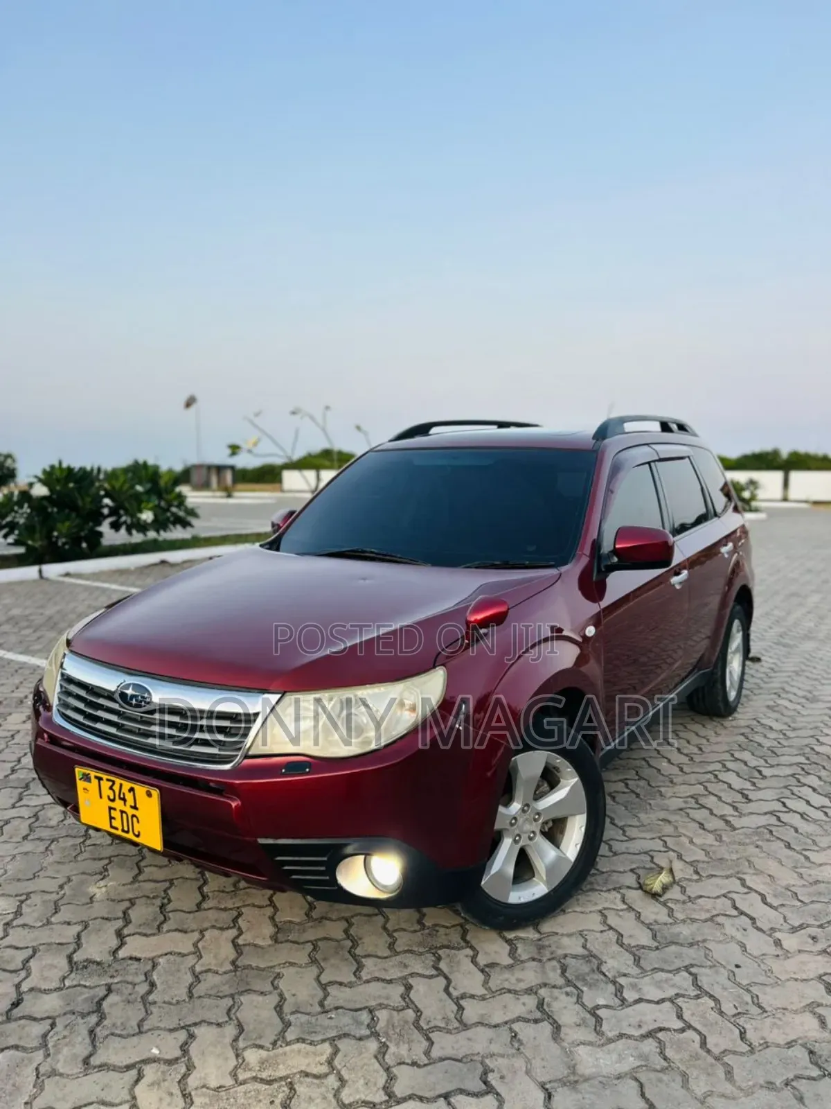 Subaru Forester 2.0D X 2010 Maroon