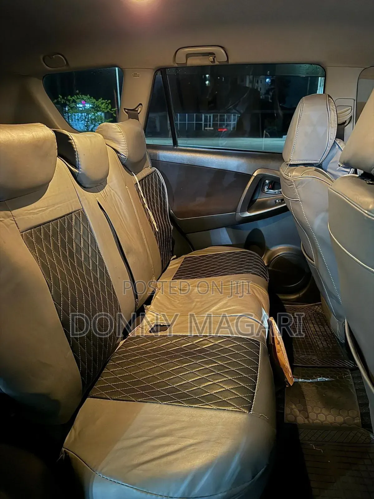 Toyota Vanguard 2012 Black