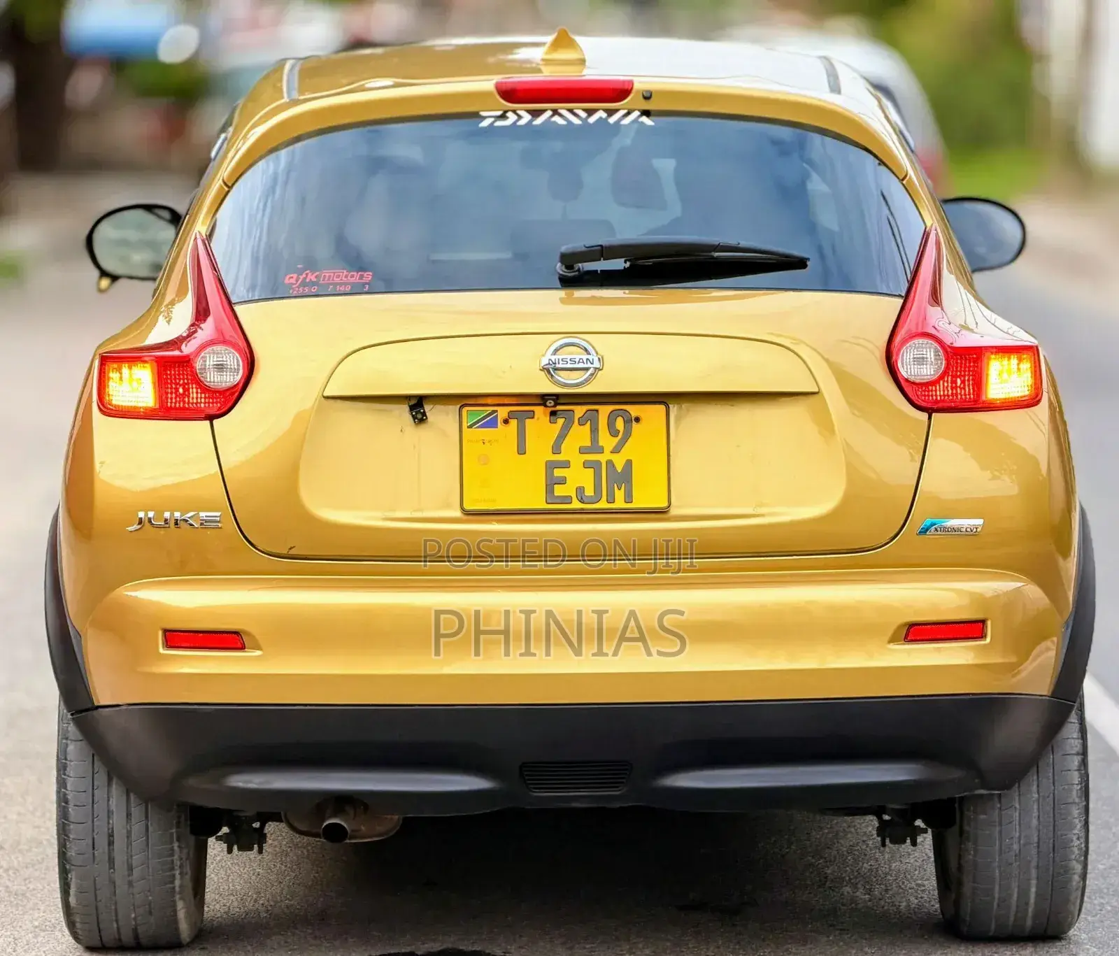 Nissan Juke 2012 Yellow