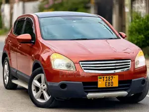Nissan Dualis 2010 Maroon