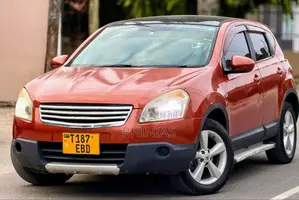 Nissan Dualis 2010 Maroon