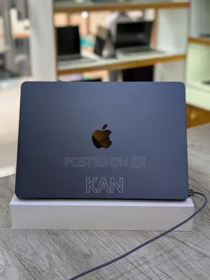 New Laptop Apple MacBook Air 2024 M3 13-Inch 8GB Apple M3 SSD 512GB