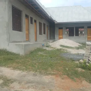 10bdrm House in Mark Real Estate, Maili Mmoja for sale