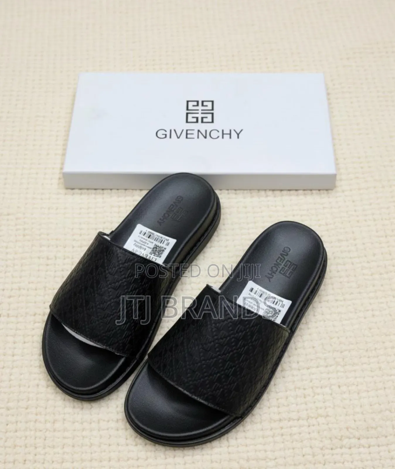 Black New Sandals for New Fashion Pipo