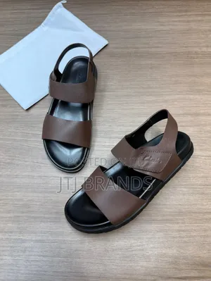 In Town Open Shoes for New Pipo