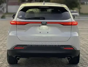 Toyota Harrier 2022 White