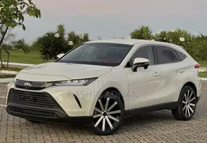 Toyota Harrier 2022 White