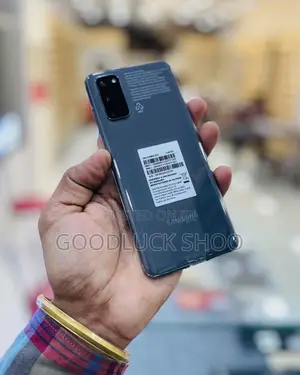 New Samsung Galaxy S20 128 GB
