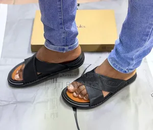 Za Wenye Hadhi Zao Sandals