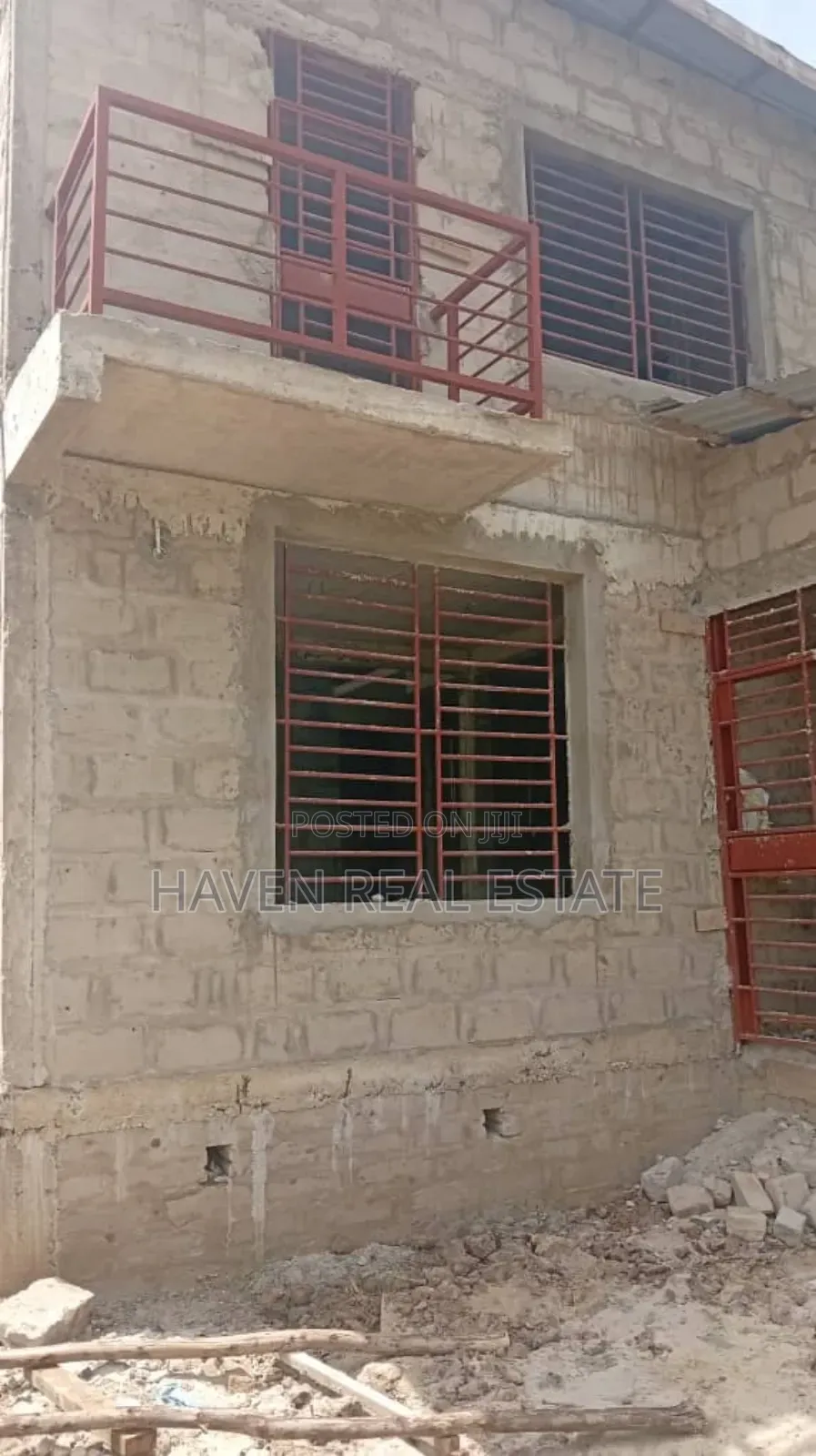 3bdrm House in Goba for sale