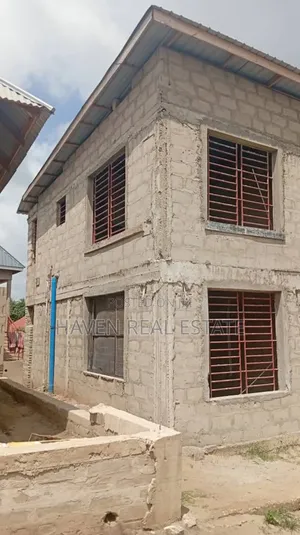 3bdrm House in Goba for sale